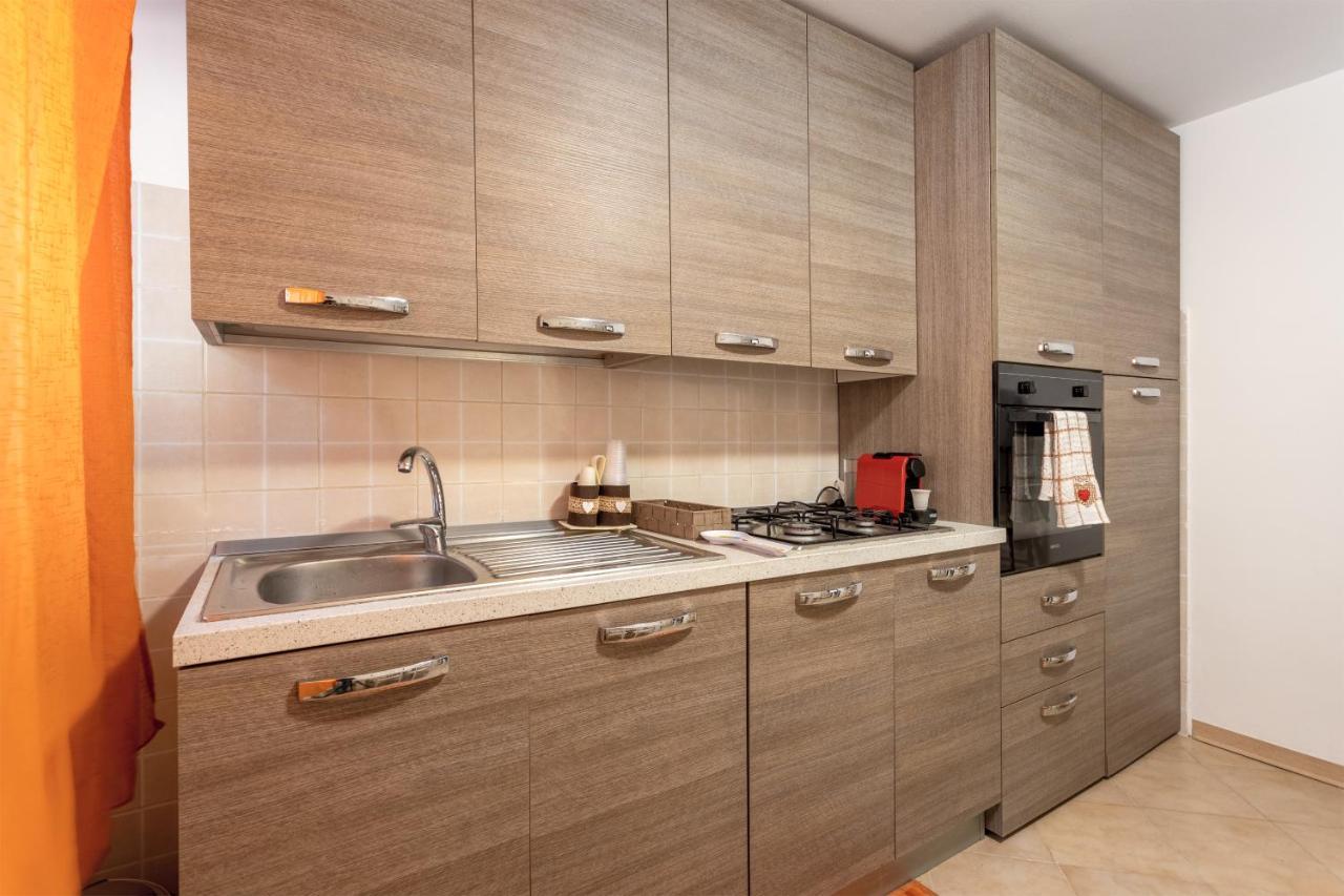 Casa In Villa A Mondello-700M Dal Mare パレルモ エクステリア 写真