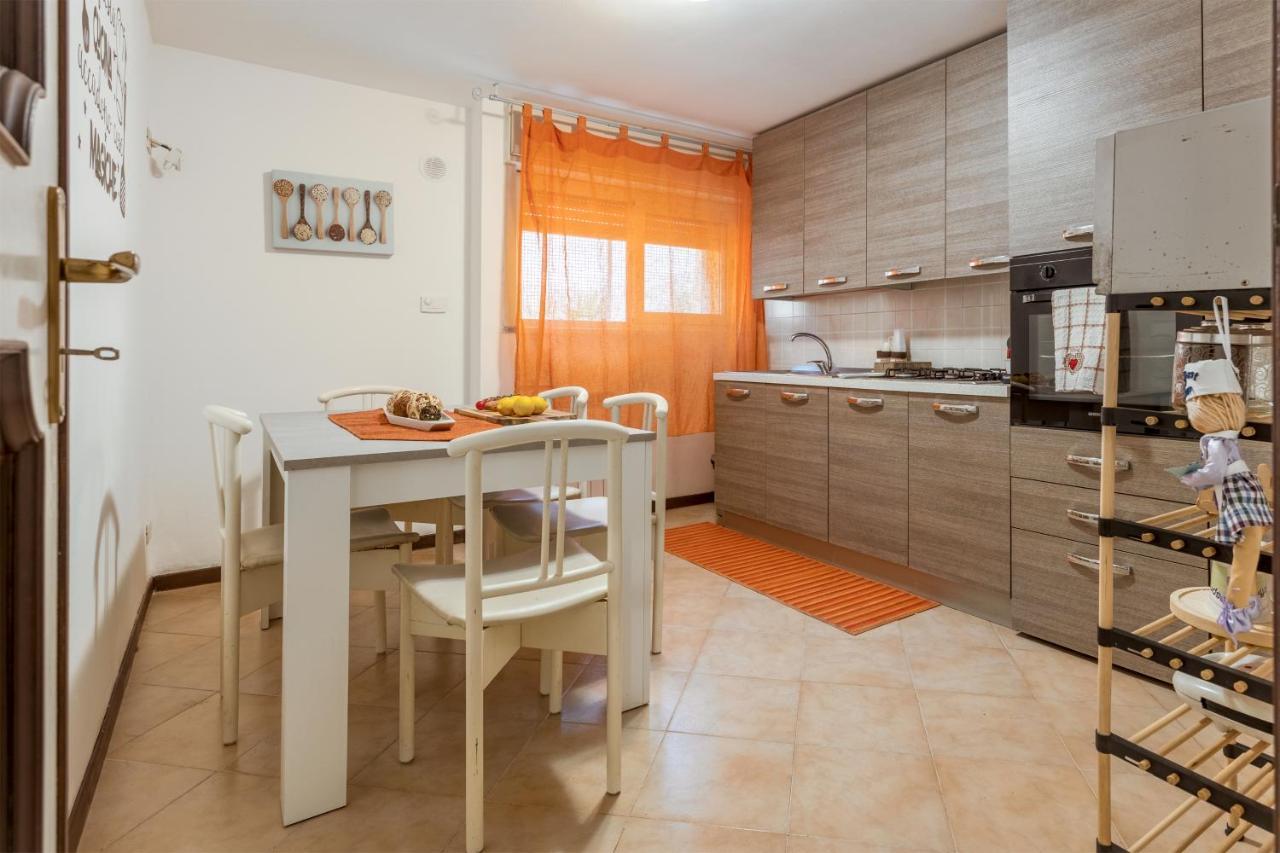 Casa In Villa A Mondello-700M Dal Mare パレルモ エクステリア 写真